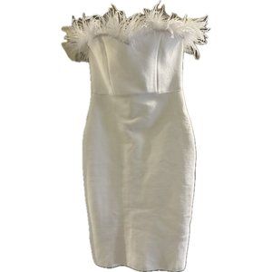 Elegant White Feather-Detailed Cocktail Dress - Size Medium